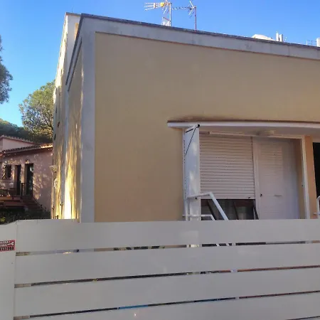 Holiday home Fabiola Costabravasi *